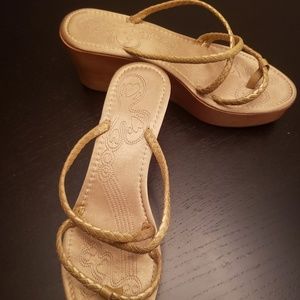 DKNY 3.5 inch golden platform sandals